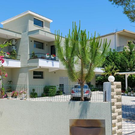 Hotel Celaj Vlorë 外观 照片