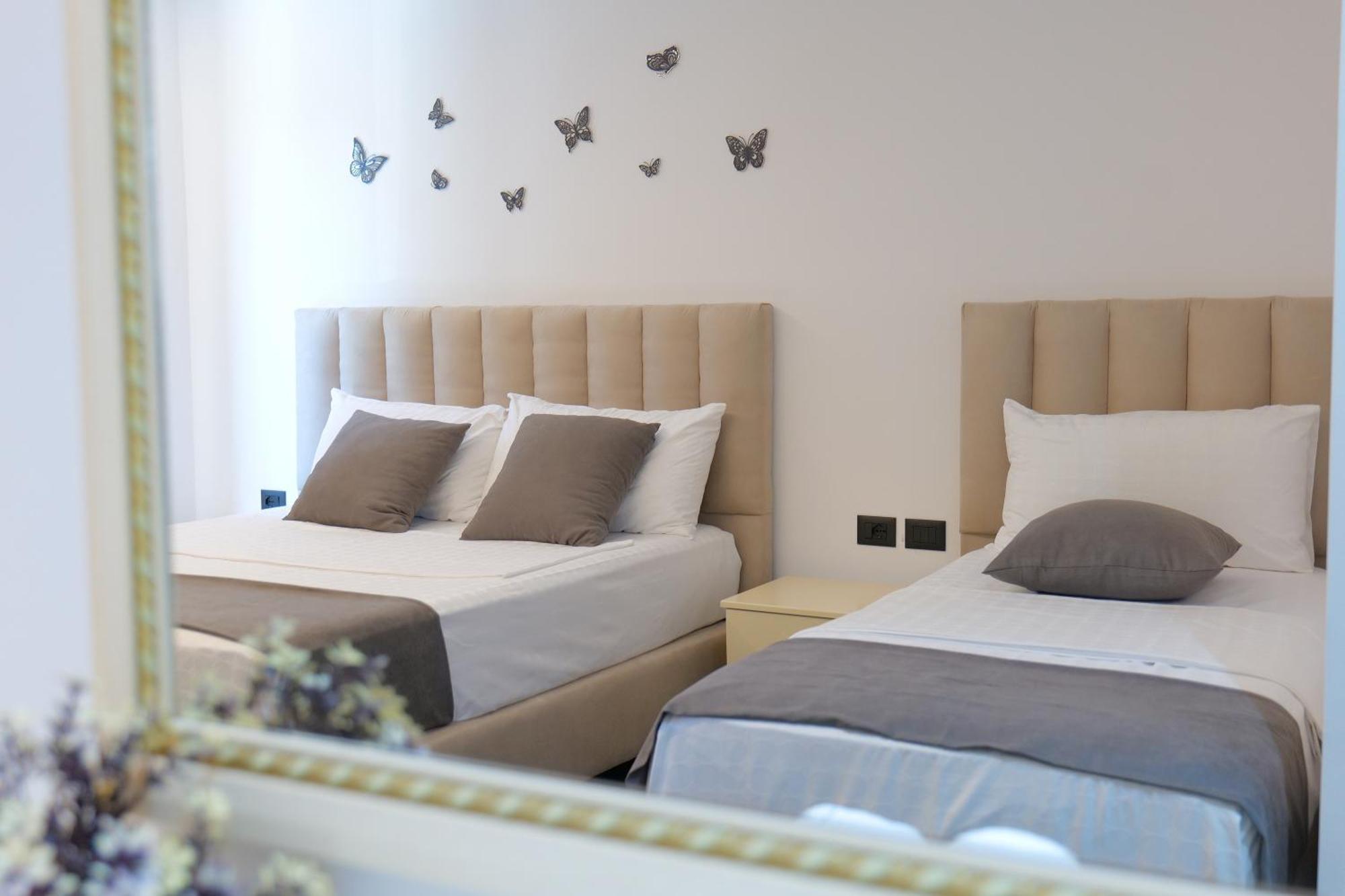 Hotel Celaj Vlorë 外观 照片