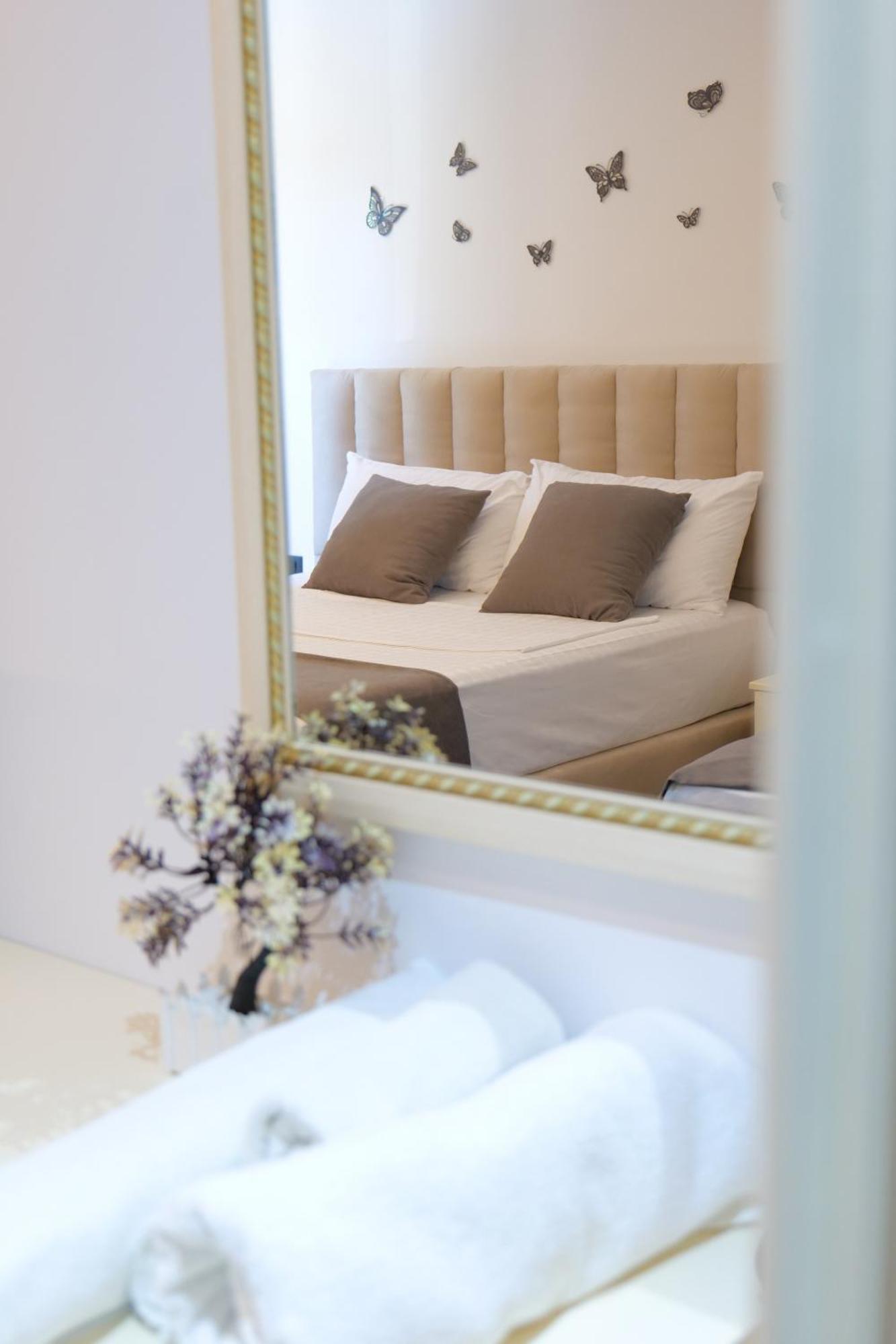 Hotel Celaj Vlorë 外观 照片