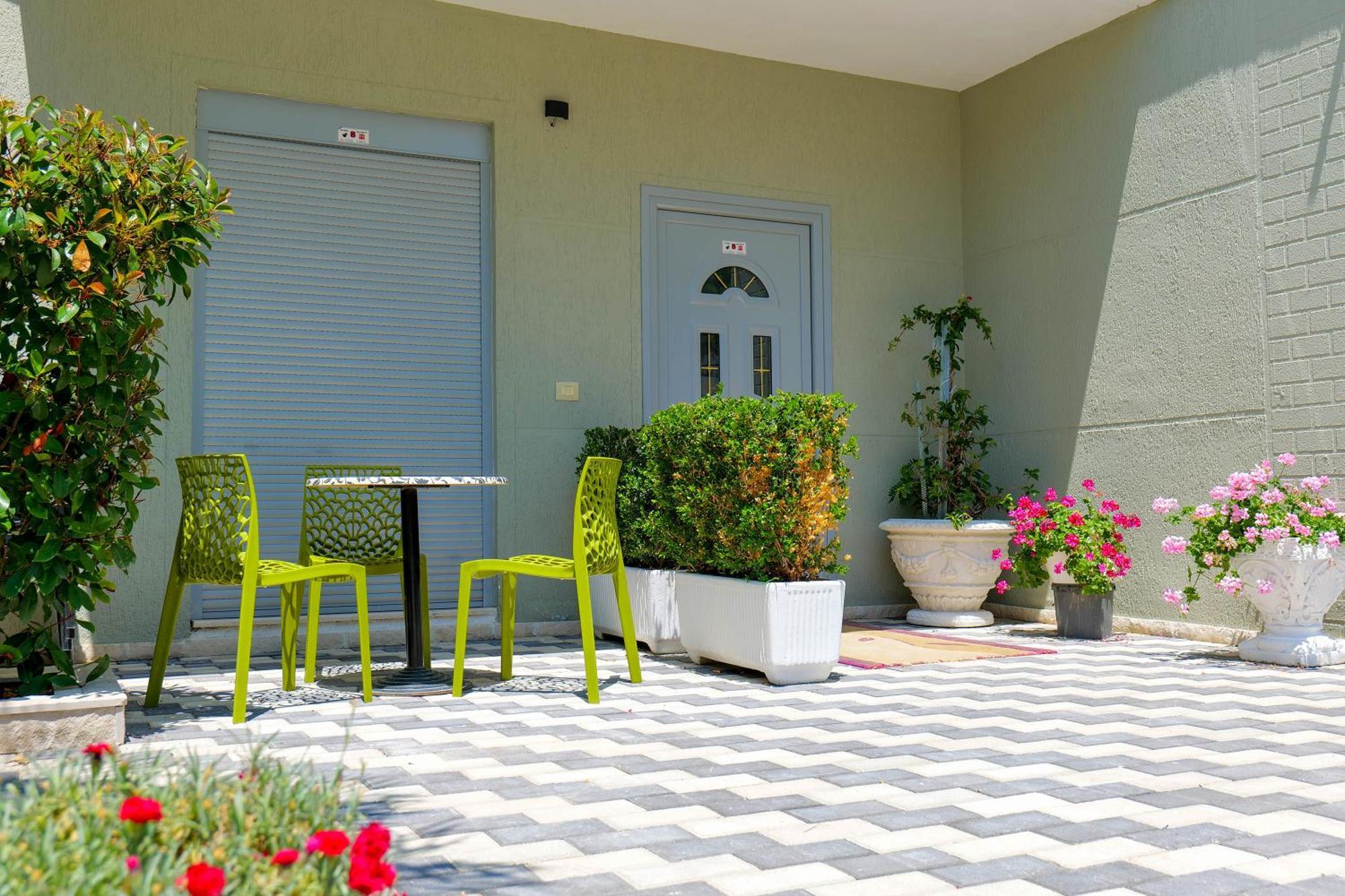 Hotel Celaj Vlorë 外观 照片