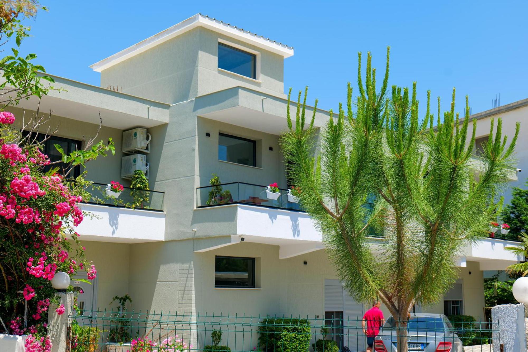 Hotel Celaj Vlorë 外观 照片